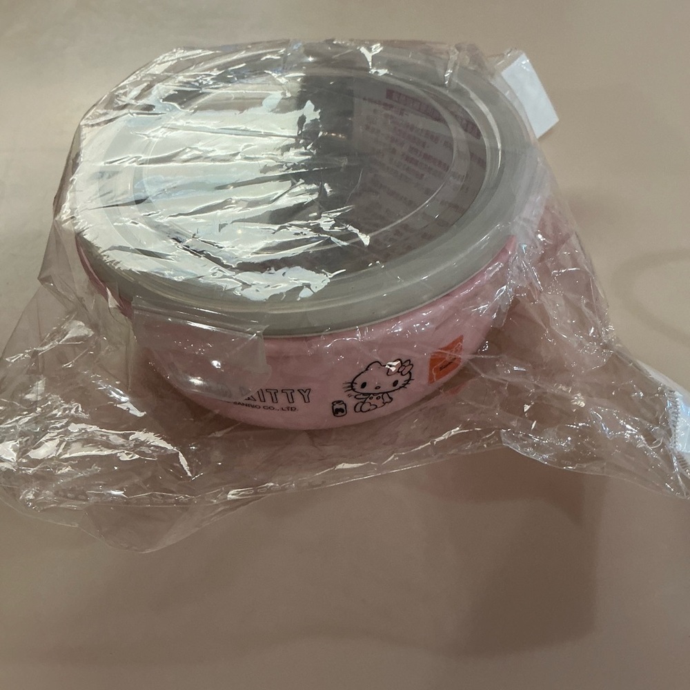 Sanrio Hello Kitty Stainless Steel Pink Bowl with Lid and Mini Spoons - Picture 2 of 11